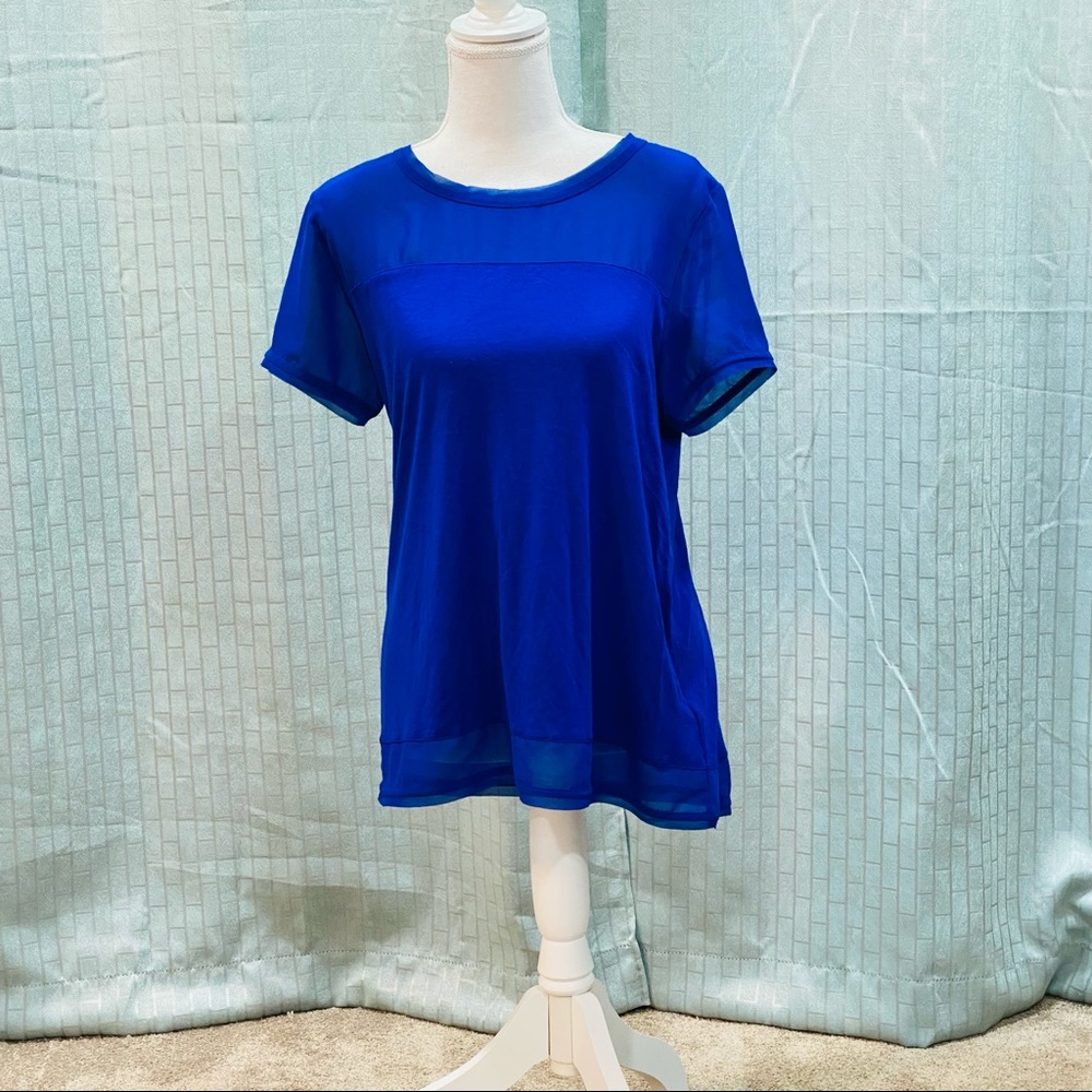H&M medium blue shirt sleeve top